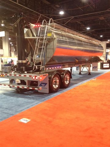 New 2013 Warren Bulk Feed Trailer